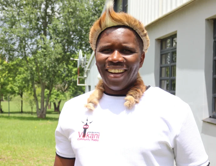 Fezile Vuthela